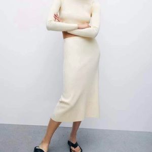 NWT EPIK VISTA SKIRT | CREAM | SIZE XS